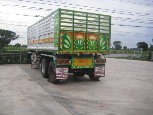 ขายรถพ่วง 3 เพลาต่อใหม่ พร้อมชุดจดทะเบียน 500,000 บาท