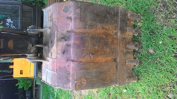 รถ แบคโฮ SUMITOMO 265 F2 ลด ราคา พิเศษ 600,000 BHT.