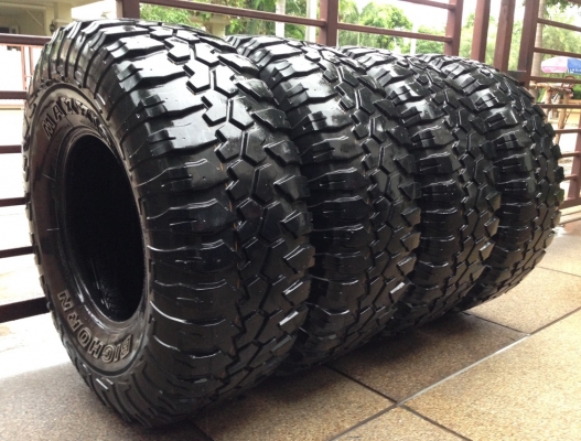 ยาง Mud Maxxis 33 12.5 R15 ปี12 พร้อมใช้งาน