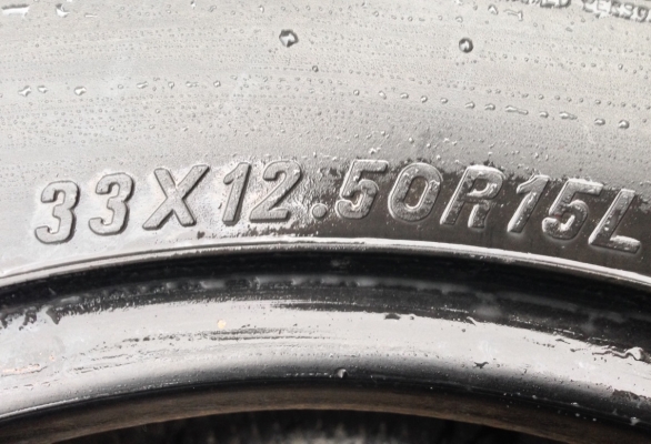 ยาง Mud Maxxis 33 12.5 R15 ปี12 พร้อมใช้งาน