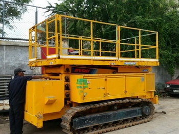 ขาย รถกระเช้า แมนลิฟท์ ขากรรไกร AICHI ตีนตะขาบ แทร็กเหล็กหุ้มยาง สูง15เมตร