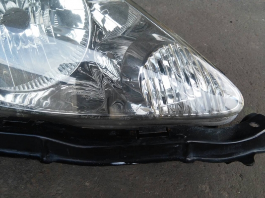 ไฟหน้า Honda Jazz