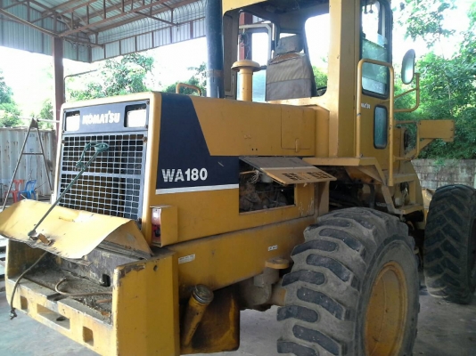 ขายรถตักล้อยาง KOMATSU WA 180-1