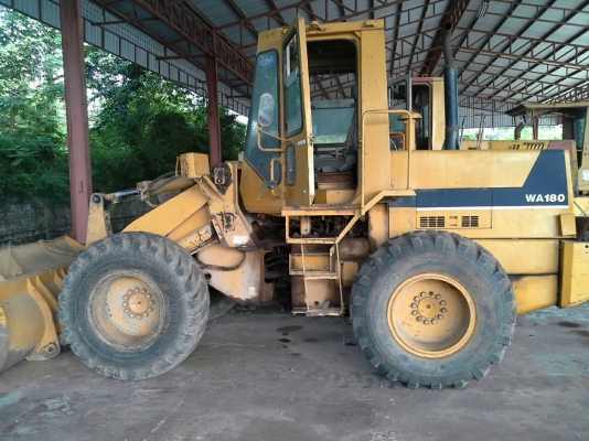 ขายรถตักล้อยาง KOMATSU WA 180-1