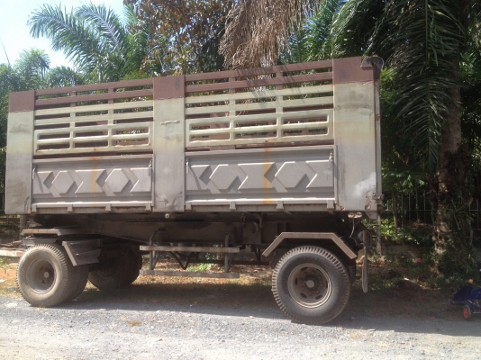 ขายด่วน หางพ่วงสิบล้อ สามมิตร