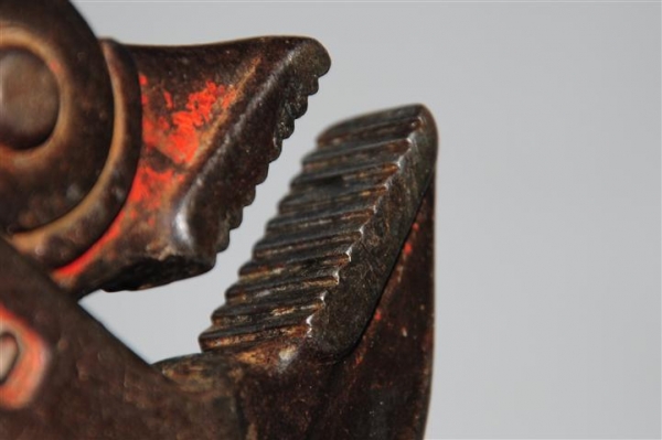 ขายประแจจับแป็ปสองขา ยี่ห้อ UNIOR รุ่น 480 ขนาด นิ้วครึ่ง ความยาวทั้งตัว 17 นิ้ว ผลิตที่ประเทศ สโลวีเนีย