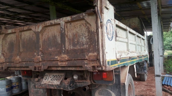 หกล้อ ฮีโน่ FC120ปี40 ดั้ม5คิว สภาพดีสวยพร้อมใช้ ทะเบียนพร้อมโอน หกล้อ ฮีโน่ FC120ปี40 ดั้ม5คิว สภาพดีสวยพร้อมใช้ ทะเบียนพร้อมโอน