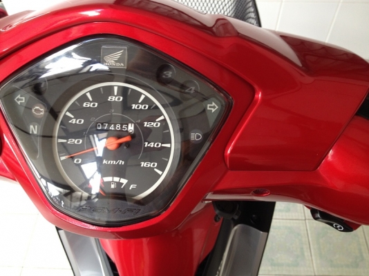 Wave110i ตัวTOP ล้อแม็ก สต๊าดมือ วิ่ง7000 ปี57 (ของแถม 4 รายการ)