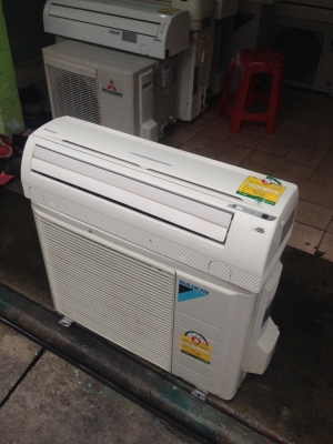 **** ขายแอร์ DAIKIN 12500 BTU สภาพสวย ****