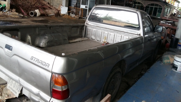 ขายรถ Mitsubishi Strada ปี 96