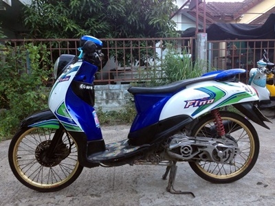 ฟีโน่เครื่องดี ปี 54 ฟีโน่เครื่องดี ปี 54