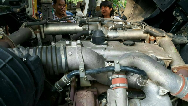 ขายรถบรรทุก 22 ล้อพ่วงแม่ลูกดัมพ์ ISUZU DECA 360 แรงม้าปี 2553 ลูกพ่วงสามมิตร 3 เพลาปี 2554 ราคา 2750000