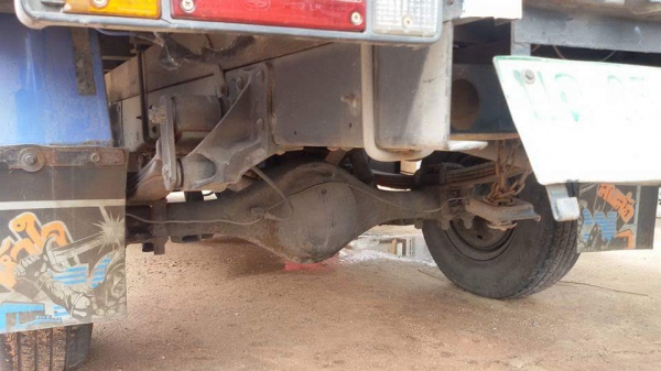 าย 4 ล้อไม่ติดเวลา ISUZU NHR 69E เครื่อง 100 แรง หน้าแหนบ หลังแหนบ