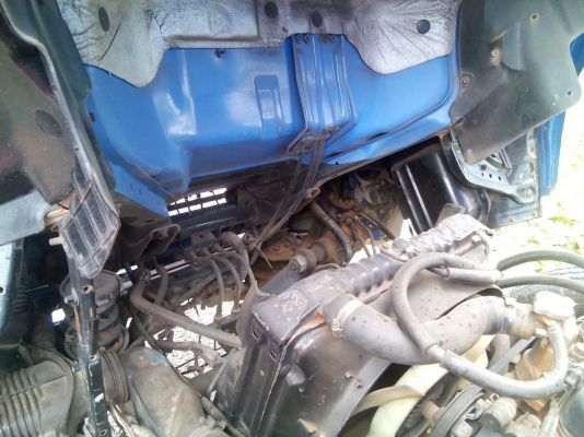 รถอีซูซุ  4 ล้อ NKR   3.059 CC.  ปี 49  ( รถประกอบ. )     สนใจติดต่อ  081 - 6079515