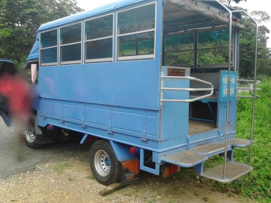 รถอีซูซุ  4 ล้อ NKR   3.059 CC.  ปี 49  ( รถประกอบ. )     สนใจติดต่อ  081 - 6079515