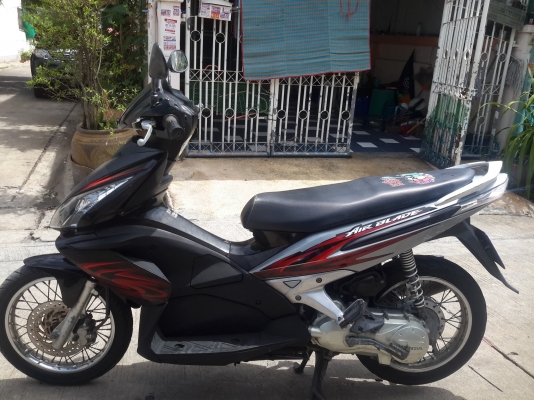 ขายฮอนด้าแอร์เบรดเครื่องเดิม พร้อมใช้