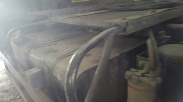 รถฮีโน่ 10 ล้อ หัวลาก 320 แรงม้า. ปี 50.   ( ขาย แม่ , ลูก. )    สนใจติดต่อ  081 - 6079515