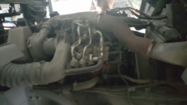 รถฮีโน่ 10 ล้อ หัวลาก 320 แรงม้า. ปี 50.   ( ขาย แม่ , ลูก. )    สนใจติดต่อ  081 - 6079515