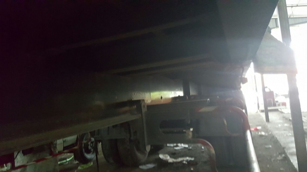 รถฮีโน่ 10 ล้อ หัวลาก 320 แรงม้า. ปี 50.   ( ขาย แม่ , ลูก. )    สนใจติดต่อ  081 - 6079515