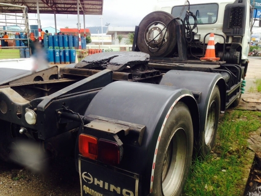 รถฮีโน่ 10 ล้อ หัวลาก 260 แรงม้า. ปี 50.   สนใจติดต่อ  081 - 6079515