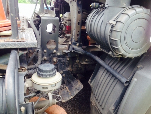 รถฮีโน่ 10 ล้อ หัวลาก 260 แรงม้า. ปี 50.   สนใจติดต่อ  081 - 6079515