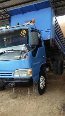 รถอีซูซุ 6 ล้อดั้ม NQR 150 แรงม้า. ปี 47   สนใจติดต่อ  081 - 6079515