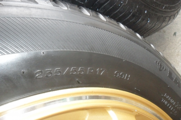 ล้อแม็ก 17นิ้ว 6รู พร้อมยาง สวยๆใสไร้ริ้วรอย 4 ล้อ ราคา 10900 บาท ล้อแม็ก 17นิ้ว 6รู พร้อมยาง สวยๆใสไร้ริ้วรอย 4 ล้อ ราคา 10900 บาท