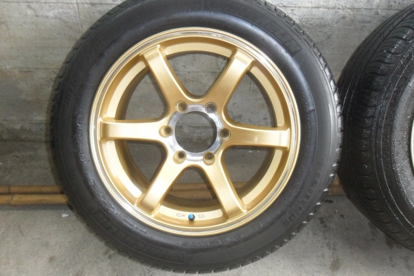 ล้อแม็ก 17นิ้ว 6รู พร้อมยาง สวยๆใสไร้ริ้วรอย 4 ล้อ ราคา 10900 บาท ล้อแม็ก 17นิ้ว 6รู พร้อมยาง สวยๆใสไร้ริ้วรอย 4 ล้อ ราคา 10900 บาท