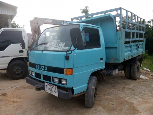 ขายรถบรรทุก 6 ล้อดัมพ์ ISUZU TLD53 110 แรงม้า ราคา 180000