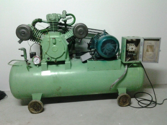 ขายปั้มลมTOSHIBA ขนาด400 ลิตร มอเตอร์10HP ไฟ 380V