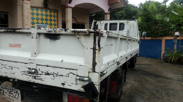 ขายรถ6ล้อ ISUZU NPR130แรง ปี51 ยาว5เมตร เครื่องดีแคชซีสวย สภาพพร้อมใช้งาน เอกสารพร้อมโอน สนใจโทร 090-8588220คุณนะ 093-3258446คุณบิว หรือเข้าดูสินค้าอื่นๆได้ที่ www.truck.in.th/498 หรือเพจFacebook ณรงค์ ซื้อขายรถมือสอง (เว็บไซต์ส่วนตัว) หรือFacebook ตลาดรถ