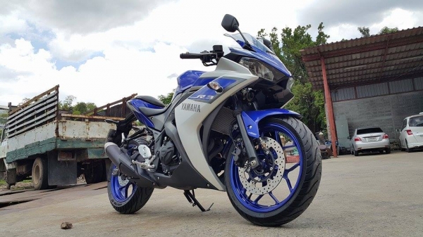 จะซื้อมือ1 ดูทางนี้ R3 2015 รถ 3 เดือน วิ่ง 800 กิโลแท้ ประหยัด ต่อรองได้ครับ