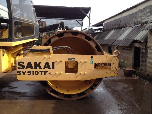 รถบด 10 ตัน Sakai SV510TF  (2 เปลือก) ล้อเรียบหุ้มหนาม สภาพเยี่ยม ชม.ต่ำ รถนอกแท้ๆ  ยังไม่ผ่านการใช้งานในไทย 100\%