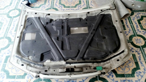 ฝากระโปรงหน้า a33 japan 900.-