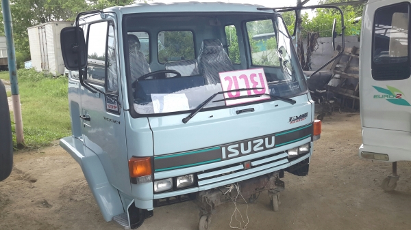 * ขาย *  หัวเก๋ง  ISUZU  ROCKY   สวย ๆ  ภายในครบ   สภาพพร้อมใช้งาน  /  ใส่ 10 ล้อ  และ   6 ล้อใหญ่  /  ( พร้อมติดตั้ง )  *มีหลายหัว*