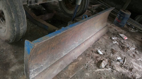 ขายรถไถเพลาเดียว FORD 6600 เครื่อง T5 สวยเดิมเก่าเก็บ สนใจโทร 081-970-1072