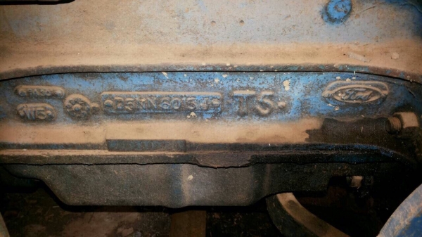 ขายรถไถเพลาเดียว FORD 6600 เครื่อง T5 สวยเดิมเก่าเก็บ สนใจโทร 081-970-1072