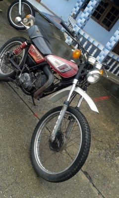 ัyamaha dt125 โช๊คคู่