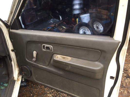 ขายหัวพร้อมกะบะ Nissan ฟรอนเทียร์ ตอนเดียว