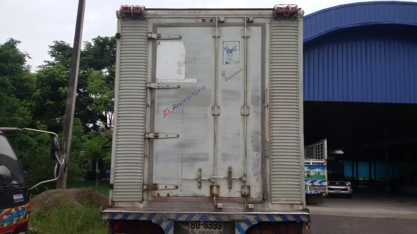 ขายตู้เปี้ยก 10 ล้อสภาพดีราคาถูก ขายตู้เปี้ยก 10 ล้อสภาพดีราคาถูก