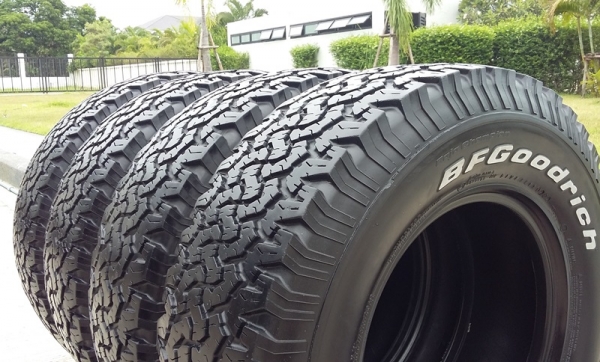 ยาง,265-75-16 BF Goodrich All-Terrain ปี11ดอกหนาๆ ชุดละ 12,500 ยาง,265-75-16 BF Goodrich All-Terrain ปี11ดอกหนาๆ ชุดละ 12,500