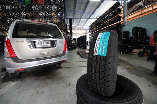 ขายยาง BRIDGESTONE A/T 693 245/70R16