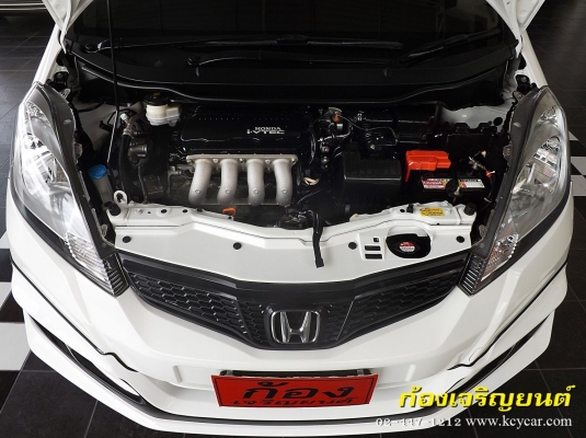 HONDA JAZZ 1.5V iVTEC ปี 2011 HONDA JAZZ 1.5V iVTEC ปี 2011