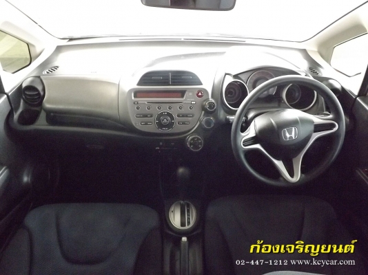 HONDA JAZZ 1.5V iVTEC ปี 2011 HONDA JAZZ 1.5V iVTEC ปี 2011