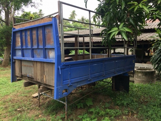 ขาย กระบะ 4 ล้อ 1.80 x 3.20 m. คัทซี 70 cm. .