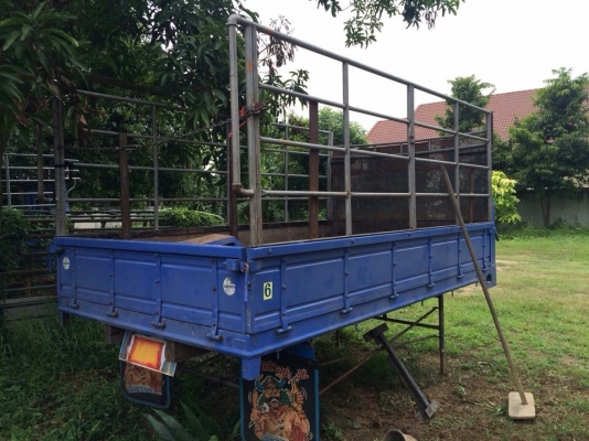 ขาย กระบะ 4 ล้อ 1.80 x 3.20 m. คัทซี 70 cm. .