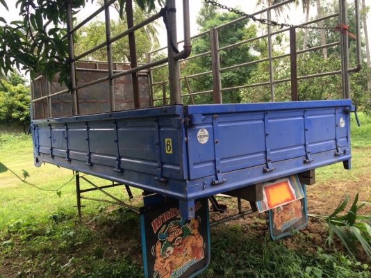 ขาย กระบะ 4 ล้อ 1.80 x 3.20 m. คัทซี 70 cm. .