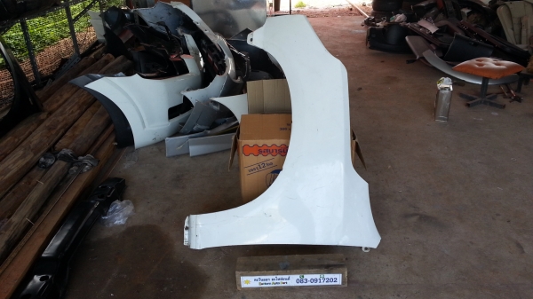 แก้มบังโคลนหน้าซ้าย โคโลราโด้ ตัวต่ำ ของแท้มือสอง