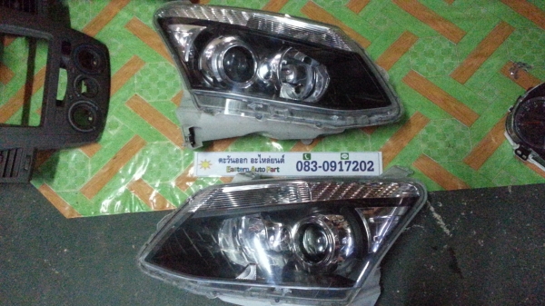 ไฟหน้าขวา ออนิว ของแท้มือสอง