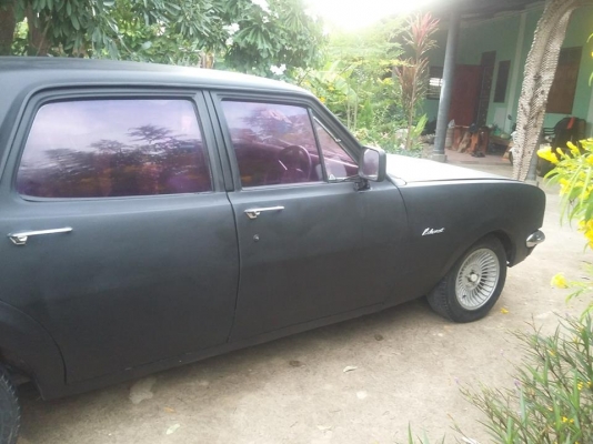 ขายรถคลาสสิค สวยๆสักคันคับ
